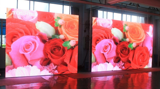 OEM Indoor Rental LED Screen Hard Link Curved Video Wall Windows7 Windows10 Скрин с светодиодным экраном в помещении